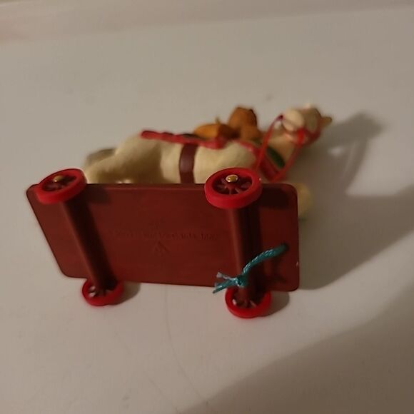 2009 Hallmark Keepsake Ornament - Picture 7 of 7